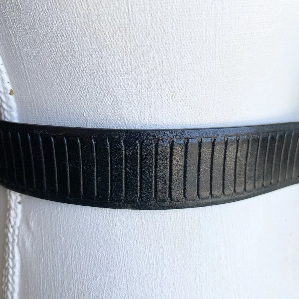 Italian Oil Tan Cowhide Leather Belt Black Textured Ribbed Silver Tone Buckle 38